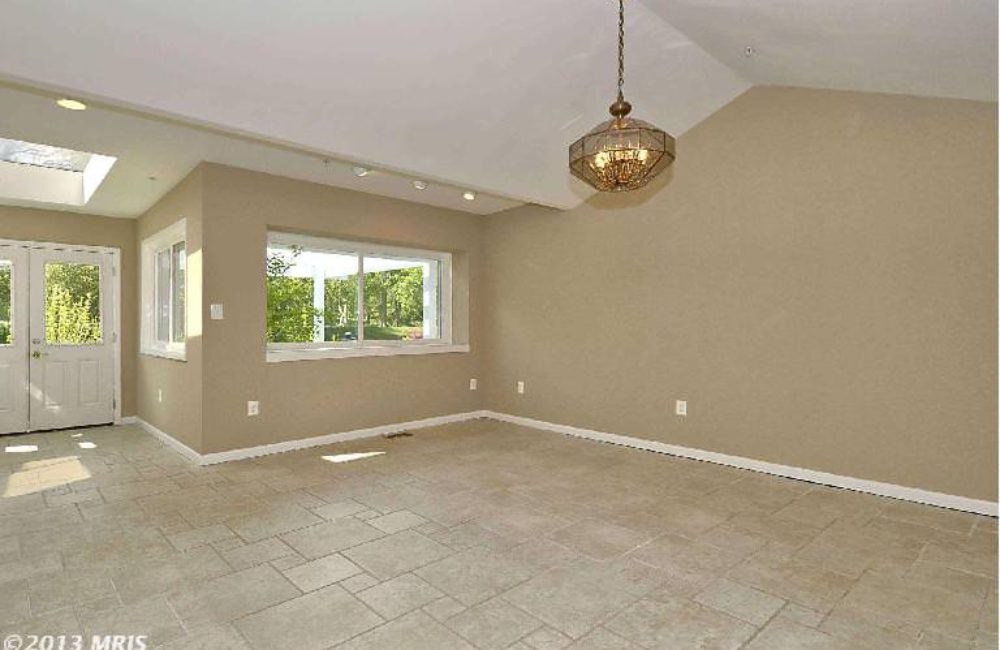 19200 Martinsburg Rd.