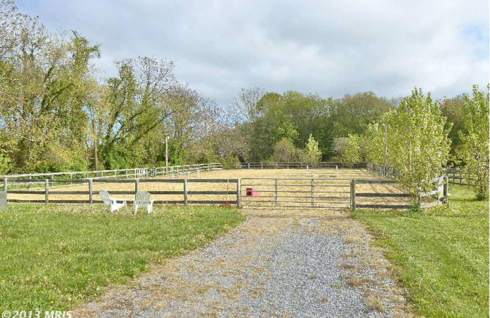 19200 Martinsburg Rd.