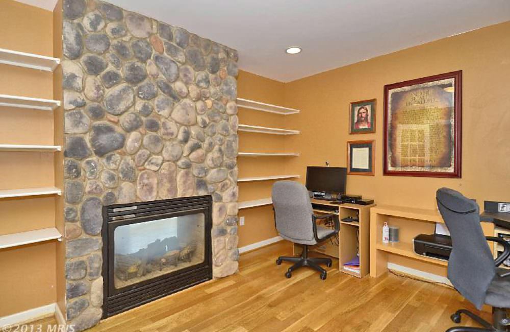 19200 Martinsburg Rd.