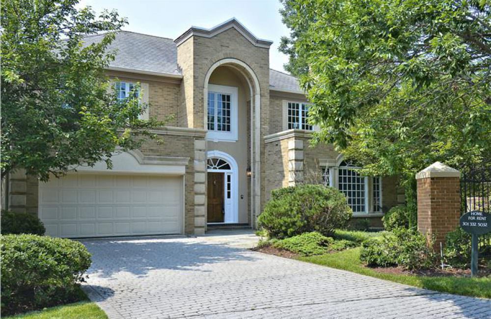 10040 Chartwell Manor Court