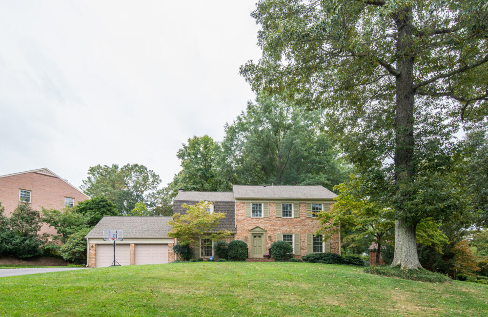 8216 Buckspark Lane West, Potomac, MD 20854